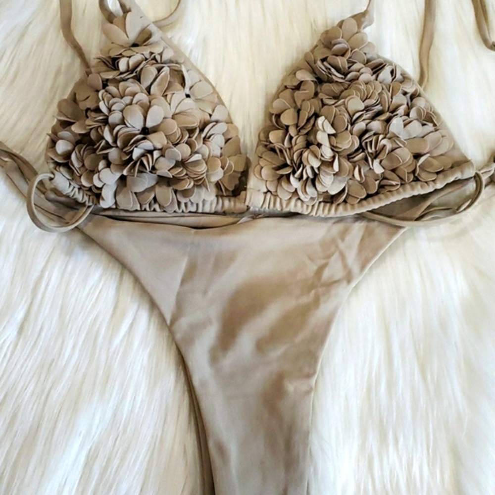 New Sexy 3D Flowers Brazilian Triangle Bikini Set - Picture 11 of 11